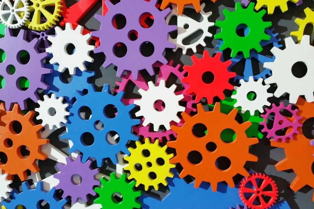 Color cogs to represent varied server estate